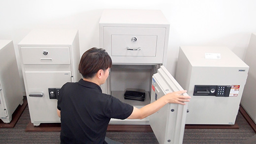 PSGシリーズ 履歴テンキー式 | 投入式耐火金庫 | 製品情報 | エーコー